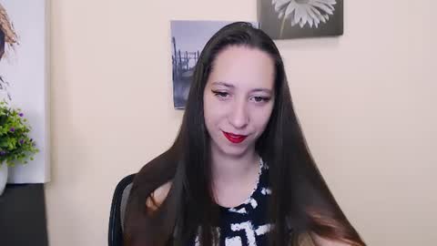 Snapshot of _astraia_ chatting on July 2026 06:07:02 AM _astraia_ online show from July 2026 06:07:02 AM