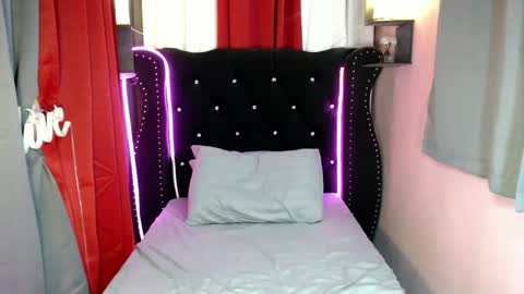 SelfsuckAthena online show from December 2024 10:45:01 AM