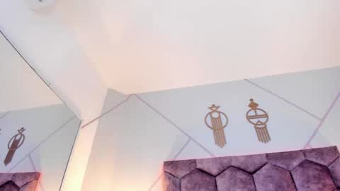 _aurora_collins_ online show from February 2026 12:56:01 PM