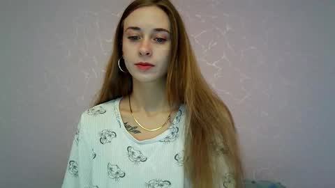 _aurora_sweet online show from October 2025 08:45:02 AM