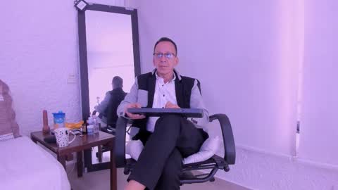 _axelking_ online show from February 2026 11:38:02 AM