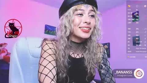 Lunita  online show from December 2025 02:40:01 AM