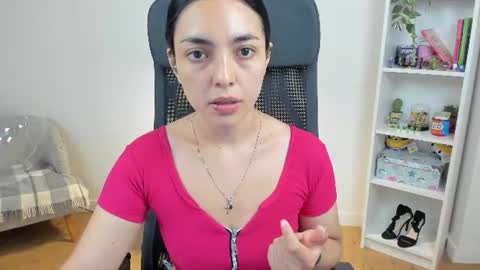 Snapshot of _bellaevans_ chatting on June 2026 04:48:02 AM Bella Evans online show from June 2026 04:48:02 AM