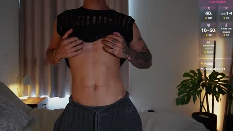 Snapshot of _billy_j chatting on February 2025 02:41:01 PM BILLY online show from February 2025 02:41:01 PM