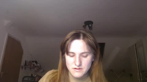 _biscotti_ online show from March 2025 07:15:02 PM