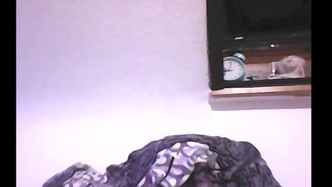 _biscotti_ online show from September 2025 07:39:01 PM