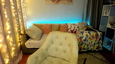 Elizabeth online show from January 2025 03:40:01 PM