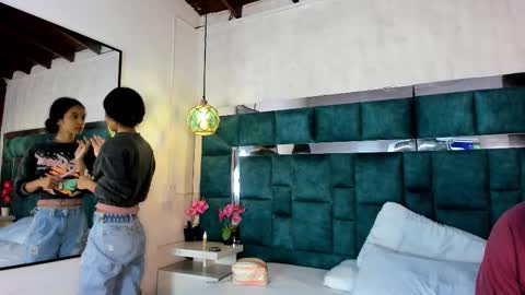 _bonnyandclyde online show from March 2026 12:12:01 PM