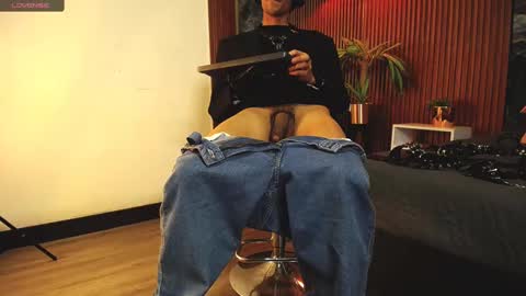 _bunny_boy_ online show from February 2025 04:00:02 AM