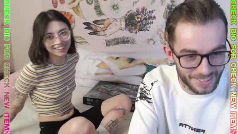 Snapshot of _by_double_sexy_miss_ chatting on February 2025 12:37:02 PM _by_double_sexy_miss_ online show from February 2025 12:37:02 PM