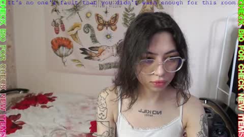 Snapshot of _by_double_sexy_miss_ chatting on March 2025 04:45:02 AM _by_double_sexy_miss_ online show from March 2025 04:45:02 AM