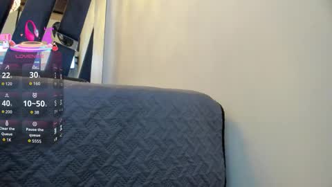 Candy online show from October 2025 12:06:01 PM