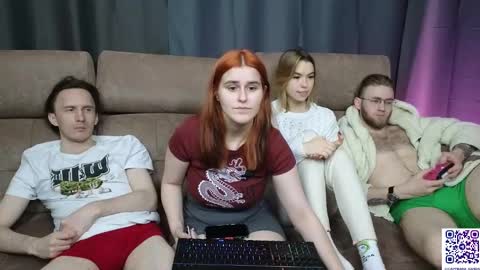Snapshot of _capybara0_0 chatting on February 2025 03:52:02 PM _capybara0_0 online show from February 2025 03:52:02 PM