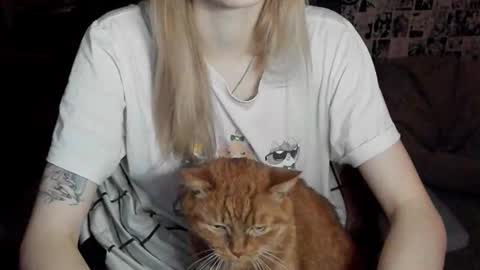 Merlizz online show from October 2025 01:47:01 AM