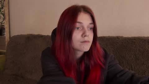 Caroline online show from October 2025 01:28:01 PM