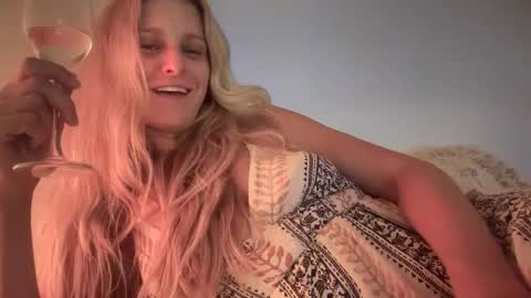 Chelsea xo online show from November 2025 04:58:02 AM