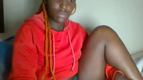 Snapshot of _clara01 chatting on January 2025 01:39:01 PM clara online show from January 2025 01:39:01 PM