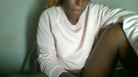 Snapshot of _clara01 chatting on February 2025 05:29:01 AM clara online show from February 2025 05:29:01 AM