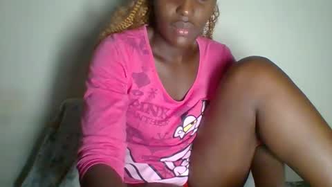 Snapshot of _clara01 chatting on February 2025 02:39:02 AM clara online show from February 2025 02:39:02 AM