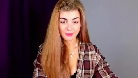 Snapshot of _comefeelme_ chatting on October 2025 04:57:02 AM D online show from October 2025 04:57:02 AM