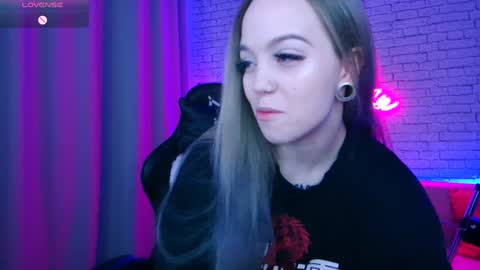 Nica online show from February 2025 01:11:01 AM