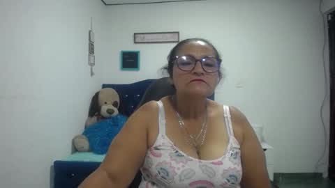 _cristal09 online show from September 2025 04:23:01 AM