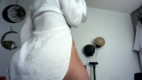 Snapshot of _cristal_ayala chatting on January 2025 03:37:02 AM cristal ayala online show from January 2025 03:37:02 AM