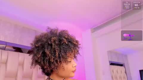 Snapshot of _curly_girl_ chatting on August 2026 03:52:02 AM online show from August 2026 03:52:02 AM