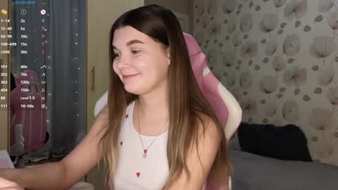 _cute_ice online show from February 2025 03:43:02 AM