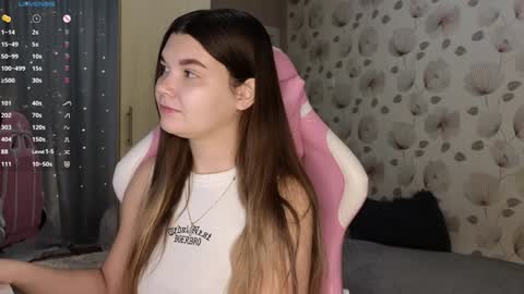 _cute_ice online show from February 2025 05:08:01 AM