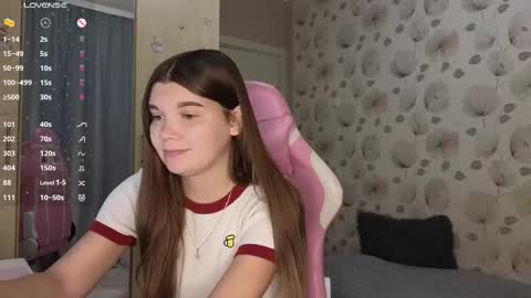 _cute_ice online show from September 2025 05:08:02 AM