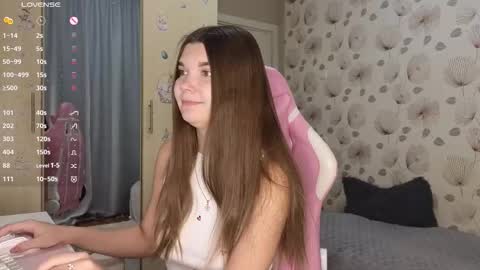 _cute_ice online show from September 2025 04:14:02 AM