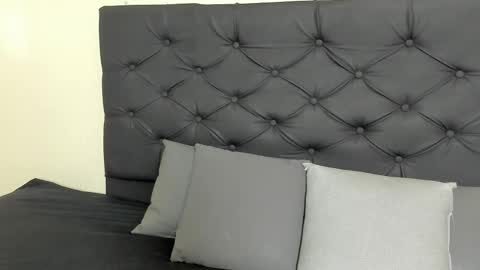 Darcy online show from March 2026 03:22:02 AM