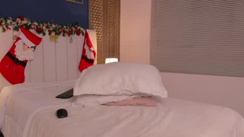 Dakota online show from December 2024 09:47:02 PM