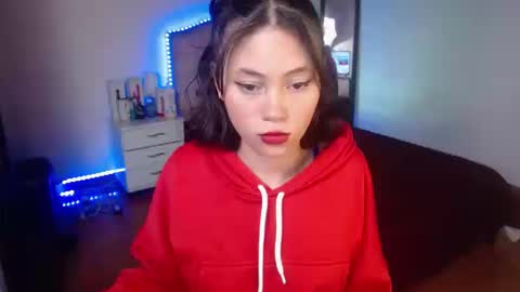 Dalila online show from September 2025 01:10:01 PM