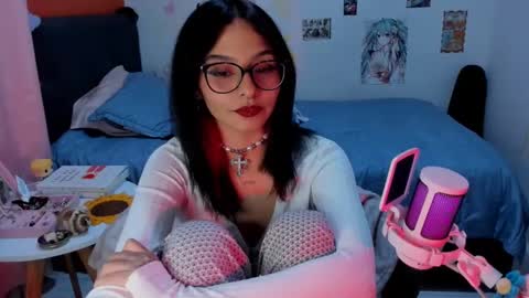 Snapshot of _dayanne_ chatting on January 2025 03:12:02 AM Pao online show from January 2025 03:12:02 AM
