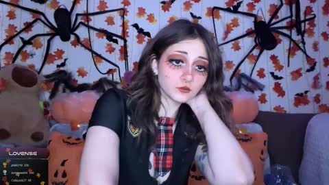 Kate online show from October 2025 06:35:02 AM