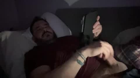 _direwolf_ online show from December 2025 05:23:01 AM