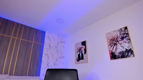 Abril online show from April 2026 07:58:01 PM