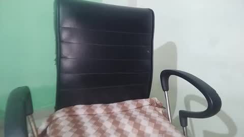 _dreamgirl_0 online show from February 2026 01:28:02 AM