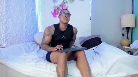 Dylan Jacob online show from September 2025 02:26:02 AM