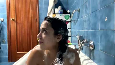  elena barra online show from January 2025 06:38:01 PM