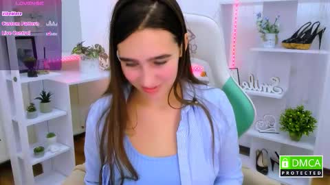 Lizzy  online show from February 2026 09:53:01 PM