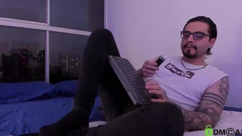  -         online show from March 2026 11:26:02 PM