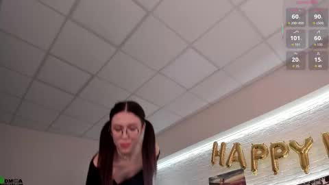 Snapshot of _emiliaa_ chatting on October 2025 03:07:02 AM Milana online show from October 2025 03:07:02 AM