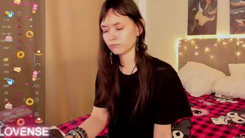 _emily__strike_ online show from February 2026 04:56:01 AM