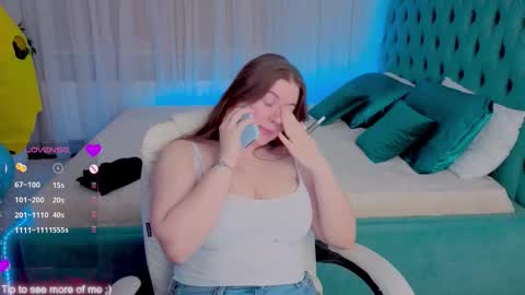 Sam  online show from November 2025 02:08:01 PM