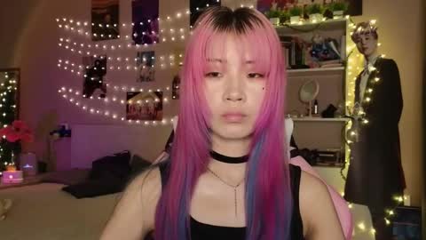 Snapshot of _eve____ chatting on February 2026 01:04:01 AM EveEva online show from February 2026 01:04:01 AM