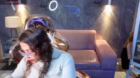  evoni  online show from October 2025 12:42:02 PM