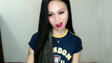 STEFFANNY WELL. online show from March 2025 12:20:01 AM